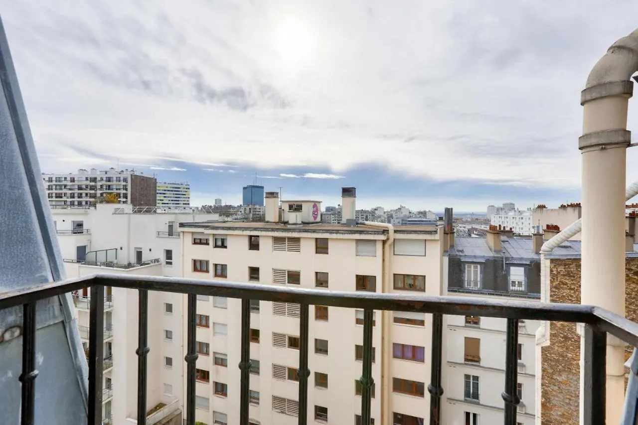 Cozy Apartment For 4 People - Paris 20 0*,  Francja