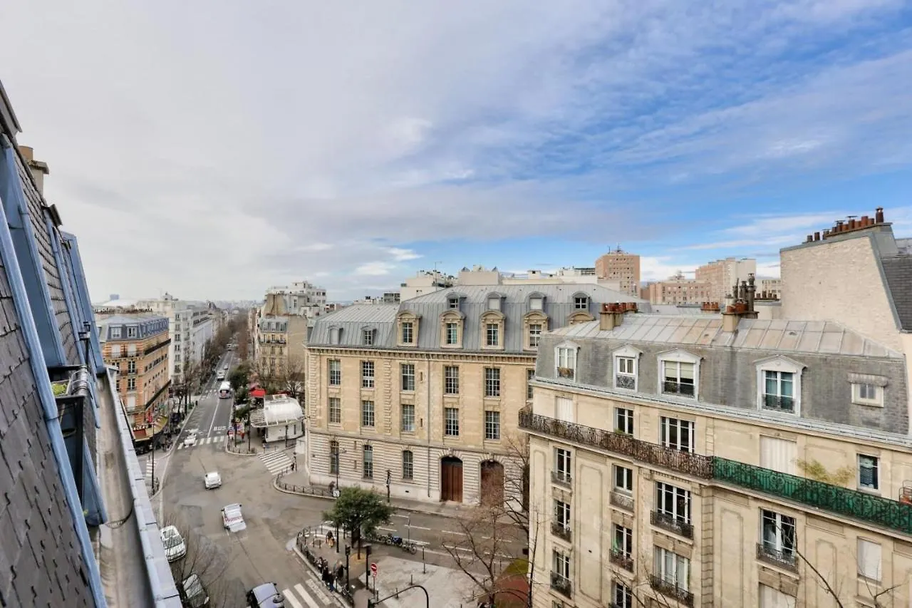 Cozy Apartment For 4 People - Paris 20 Γαλλία